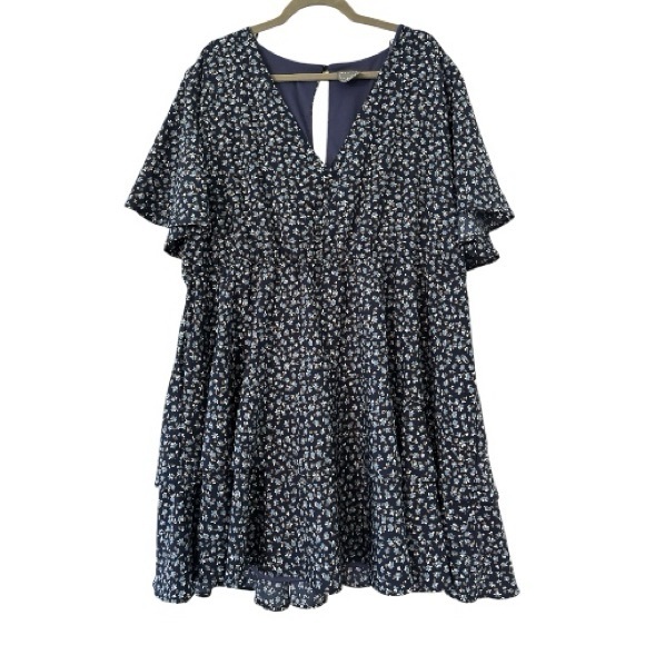 ARULA Dresses & Skirts - Arula V Neck Flutter Sleeve Tiered Skirt Floral Mini Dress in Navy Blue C or 3X